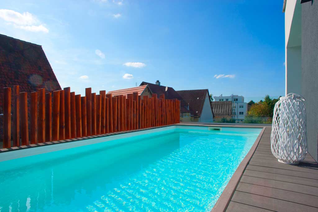 Wohnhaus mit Pool in Walzbachtal