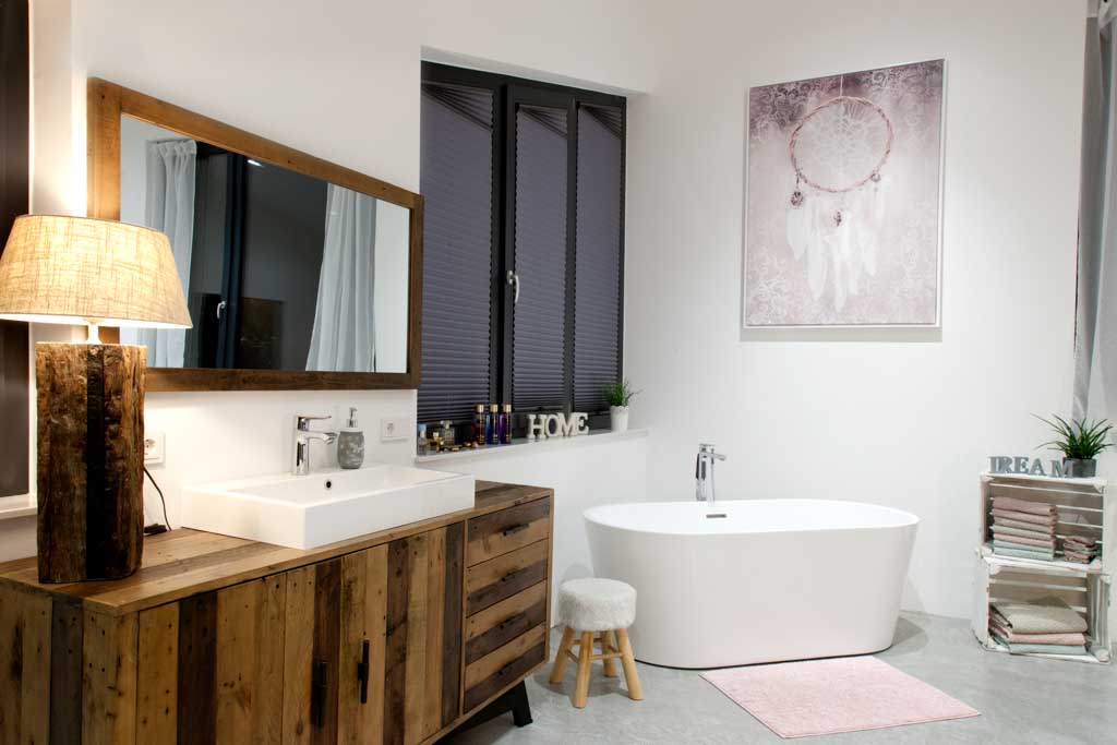 Wohnhaus mit Pool in Walzbachtal