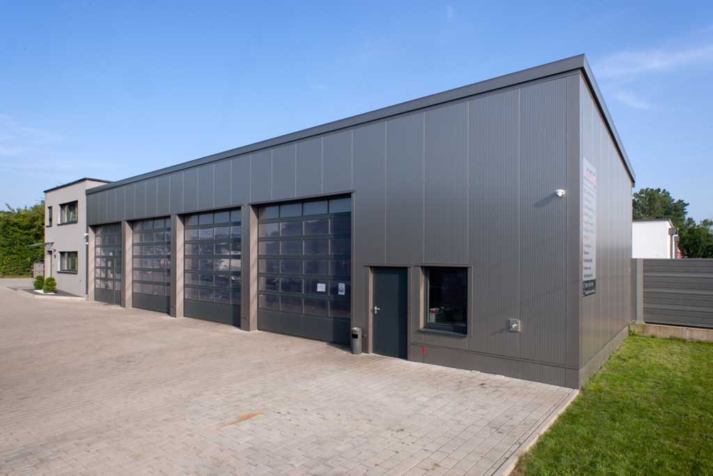 Autowerkstatt und Wohnhaus